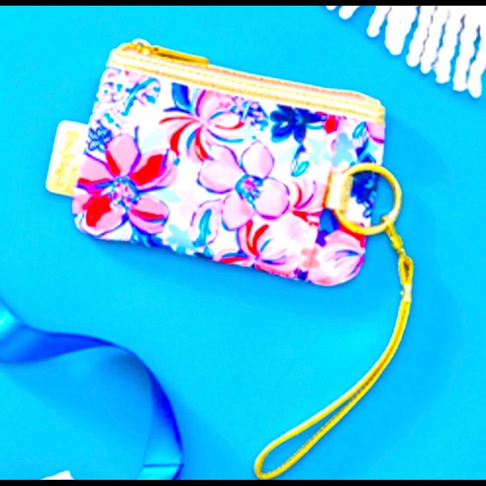 🌴☀️💕 NWT GWP Lilly wristlet!!!🌴💕☀️🦞